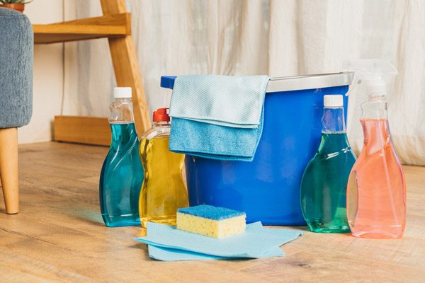 image of cleaning products depicting effect on iaq