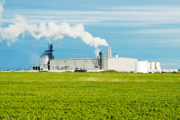 image of an ethanol plant depicting biofuels