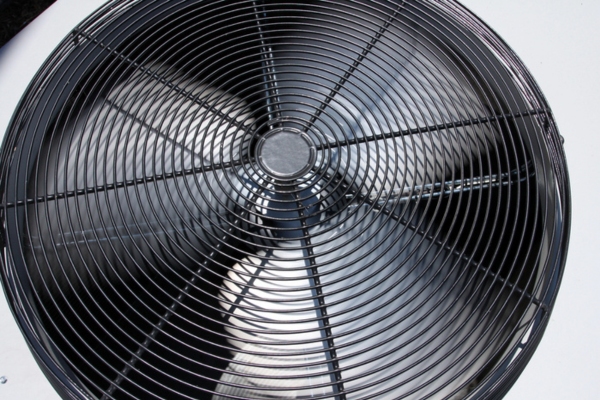 air conditioner condenser fan