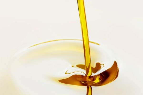 pouring oil depicting on road and off-road diesel similarities